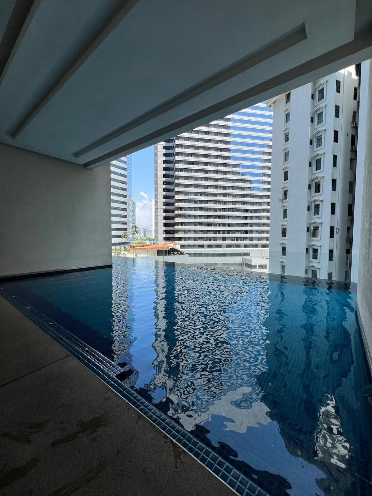Great Value 2-bedroom Klcc Unit Kuala Lumpur