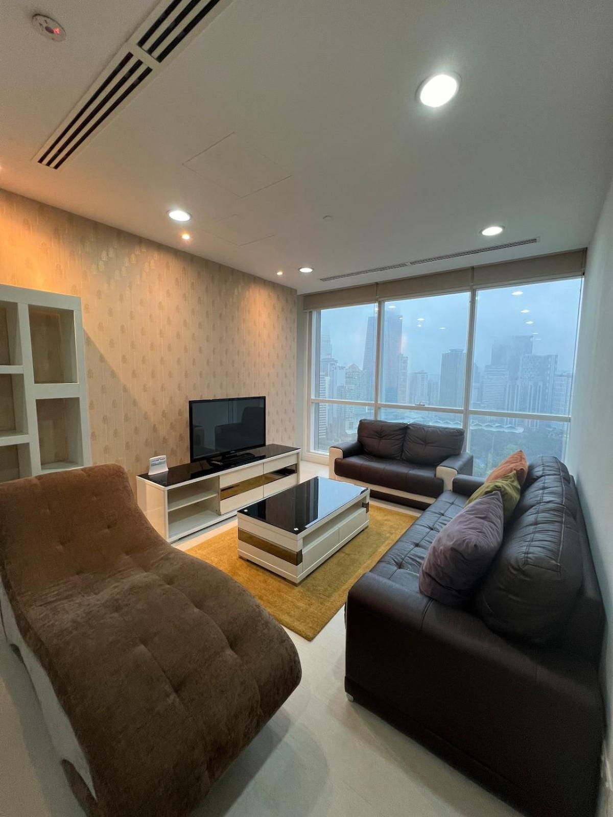 Great Value 2-bedroom Klcc Unit Pangsapuri *
