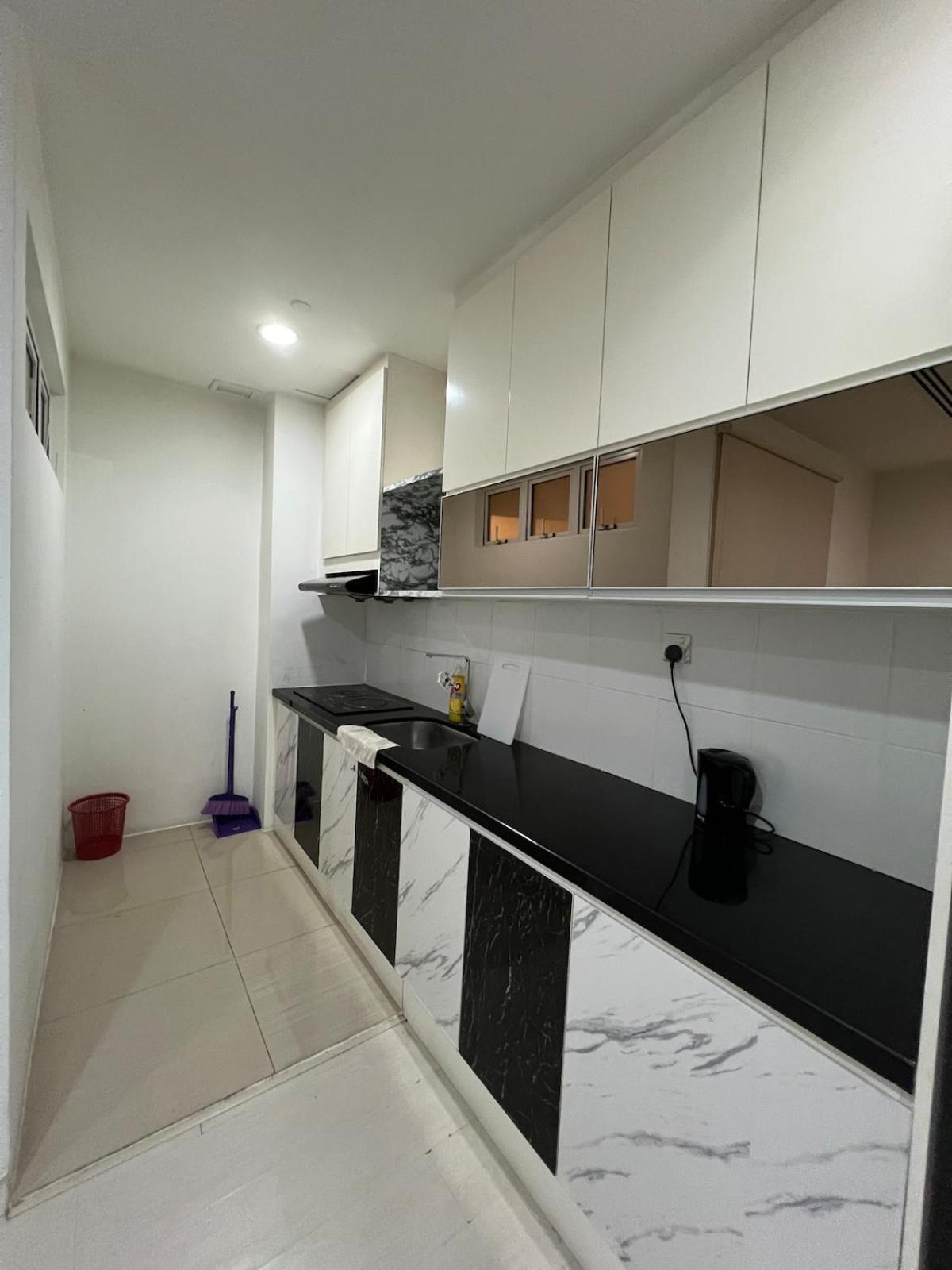 Great Value 2-bedroom Klcc Unit Pangsapuri