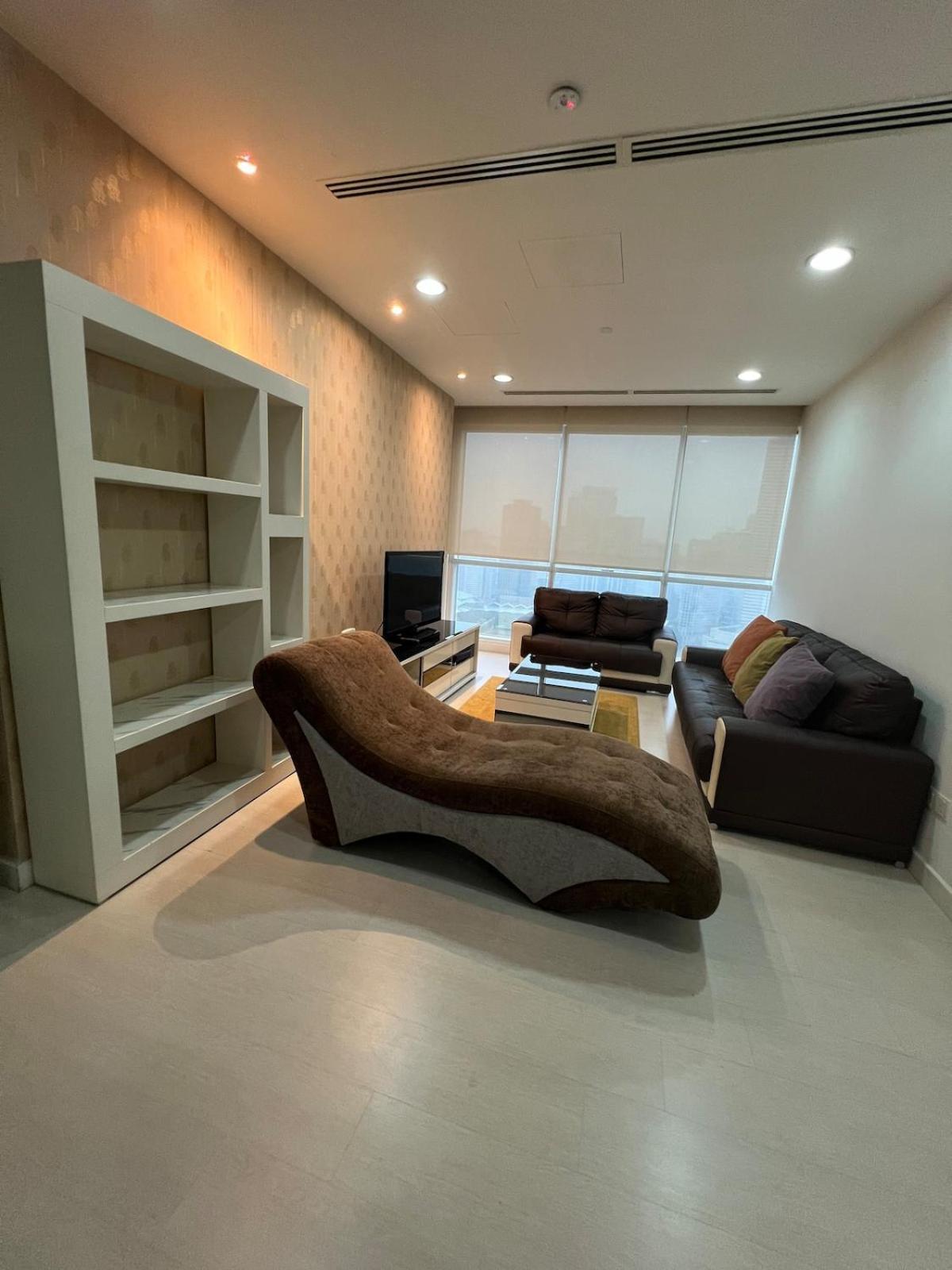 Great Value 2-bedroom Klcc Unit Apartment *